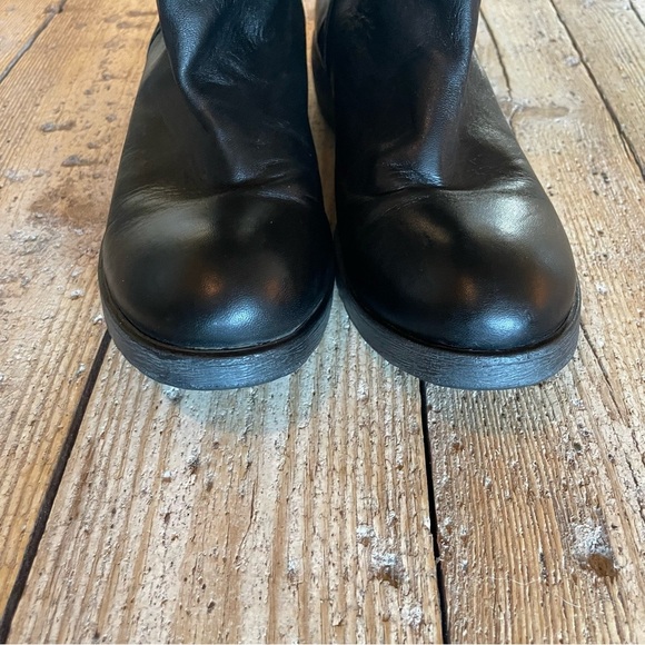 Sundance Lace Up Back Black Leather Tall Riding Boots Size 40 US 9.5 - Picture 7 of 9